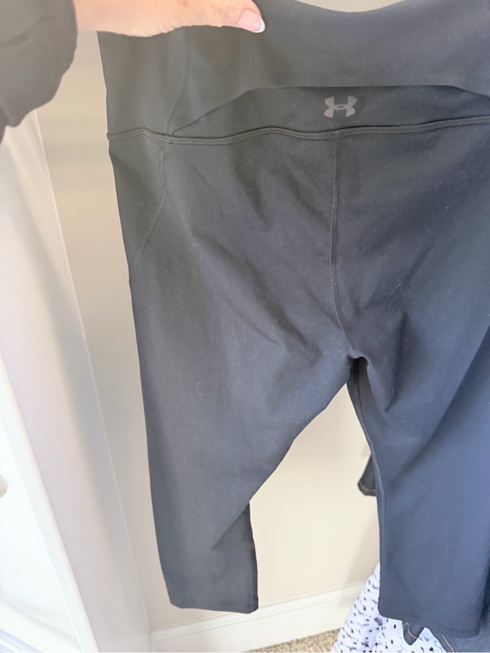 Under Armour Black Women's Capris with Logo Waistband